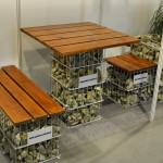 Stolik i siedziska gabionowe